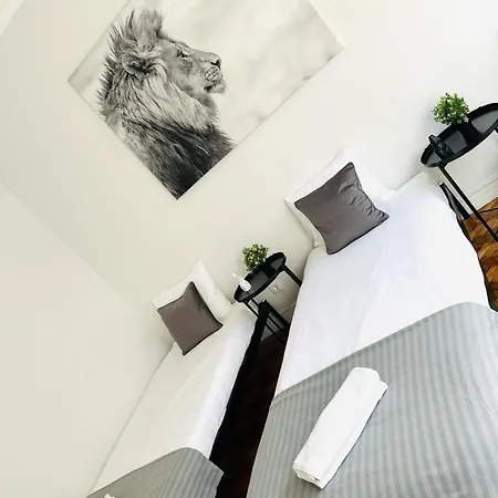 Crespo House Ii Fantastic E * Lissabon