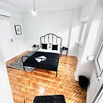 Crespo House Ii Fantastic E *